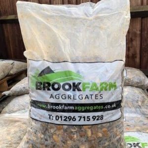 Small bags of aggregates 25kg